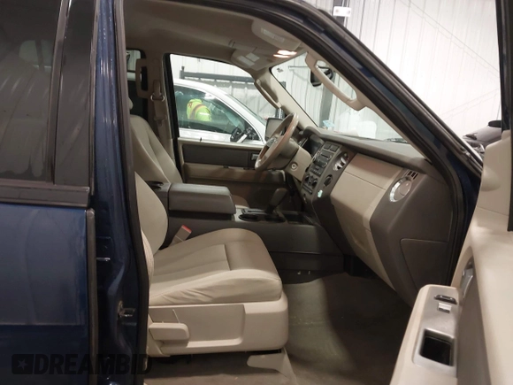 2011 Ford Expedition EL XL with VIN 1FMJK1G5XBEF43069, listed as a IAAI auction lot 41462457 with 146,866 mi miles. Bid and sale history available at carsss.com. Image 5.