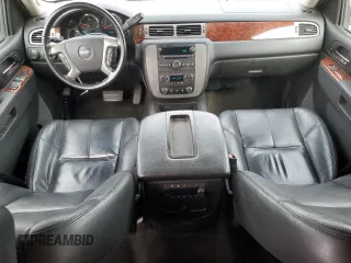 2014 GMC Yukon XL SLT with VIN 1GKS2KE74ER103417, listed as a Copart auction lot 53877545 with 188,084 mi miles and Salvage Title. Bid and sale history available at carsss.com. Image 8.