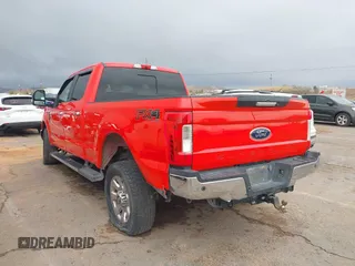 2019 Ford F-250 XL with VIN 1FT7W2BTXKED64206, listed as a IAAI auction lot 41941817 with 175,727 mi miles and . Bid and sale history available at DreamBid. Image 14.