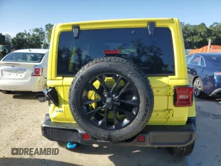 2024 Jeep Wrangler Sahara with VIN 1C4RJXP6XRW238620, listed as a Copart auction lot 63217765 with 29,304 mi miles and Clean title. Bid and sale history available at DreamBid. Image 6.