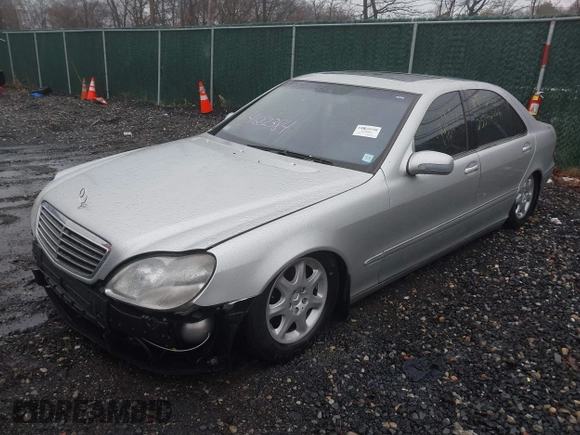 2001 Mercedes-Benz S-Class with VIN WDBNG75JX1A196406, listed as a IAAI auction lot 41682384 with 999,999 mi miles. Bid and sale history available at carsss.com. Image 2.