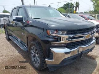2021 Chevrolet Silverado 1500 LT z VIN 3GCUYDED7MG310161, wystawiony jako IAAI lot #42181121 z przebiegiem 61 737 mil mil oraz . Historia ofert i sprzedaży dostępna na DreamBid. Obrazek 1.