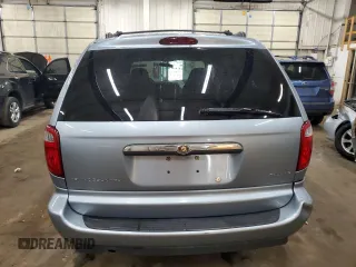2005 Chrysler Town & Country Touring with VIN 2C4GP54L15R400125, listed as a Copart auction lot 46932135 with 94,034 mi miles and Non Repairable. Bid and sale history available at carsss.com. Image 6.