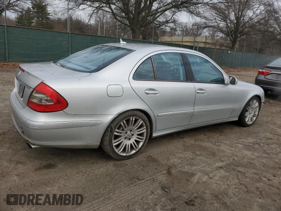 2007 Mercedes-Benz E-Class 3.5L with VIN WDBUF56X17B120288, listed as a Copart auction lot 42972605 with 208,635 mi miles and Salvage Title. Bid and sale history available at carsss.com. Image 3.