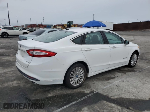 2013 Ford Fusion SE Hybrid with VIN 3FA6P0LU8DR184961, listed as a Copart auction lot 48213875 with 172,188 mi miles and Clean Title. Bid and sale history available at carsss.com. Image 3.