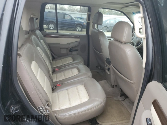 2002 Ford Explorer Eddie Bauer с VIN 1FMZU74E32UC27474, выставлен на аукционе Copart как лот 88494655 с пробегом 155 307 миль миль и Списание • Salvage title. История ставок и продаж доступна на DreamBid. Изображение 11.