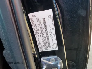 2017 Ford Escape SE z VIN 1FMCU0GD5HUD52467, wystawiony jako Copart lot #70616944 z przebiegiem 115 876 mil mil oraz Szkoda całkowita • Salvage title. Historia ofert i sprzedaży dostępna na DreamBid. Obrazek 15.