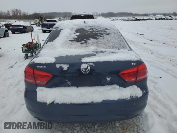 2014 Volkswagen Passat Wolfsburg Edition with VIN 1VWAS7A33EC044657, listed as a Copart auction lot 86707214 with 203,219 mi miles and Clean title. Bid and sale history available at DreamBid. Image 6.
