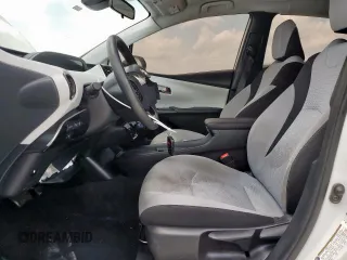 2022 Toyota Prius LE z VIN JTDL9MFU9N3034254, wystawiony jako Copart lot #56957375 z przebiegiem 83 463 mil mil oraz Szkoda całkowita • Salvage title. Historia ofert i sprzedaży dostępna na DreamBid. Obrazek 7.