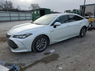 2021 Toyota Avalon Hybrid XLE z VIN 4T1AA1AB6MU003034, wystawiony jako Copart lot #42000435 z przebiegiem 42 079 mil mil oraz Szkoda całkowita • Salvage title. Historia ofert i sprzedaży dostępna na DreamBid. Obrazek 1.