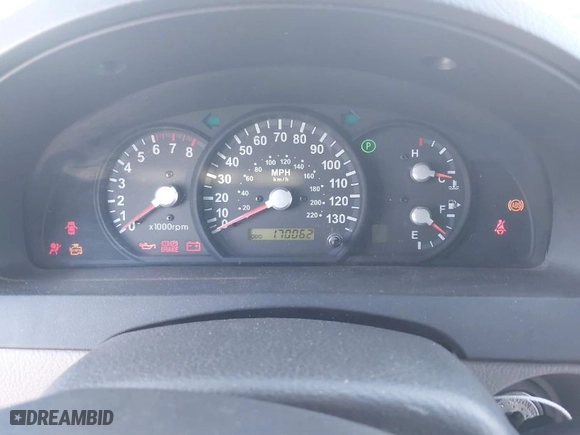 2005 Kia Sorento LX with VIN KNDJD733655414238, listed as a IAAI auction lot 41506853 with 170,062 mi miles. Bid and sale history available at carsss.com. Image 7.