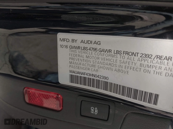 2017 Audi A4 Premium with VIN WAUANAF43HN042390, listed as a IAAI auction lot 41681234 with 88,248 mi miles. Bid and sale history available at carsss.com. Image 9.