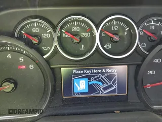 2021 Chevrolet Suburban LS z VIN 1GNSKBKD5MR303640, wystawiony jako IAAI lot #42359585 z przebiegiem Nie podano mil oraz . Historia ofert i sprzedaży dostępna na DreamBid. Obrazek 14.