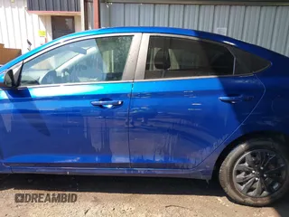 2022 Hyundai Accent SE z VIN 3KPC24A69NE158773, wystawiony jako IAAI lot #42389383 z przebiegiem 28 915 mil mil oraz . Historia ofert i sprzedaży dostępna na DreamBid. Obrazek 14.