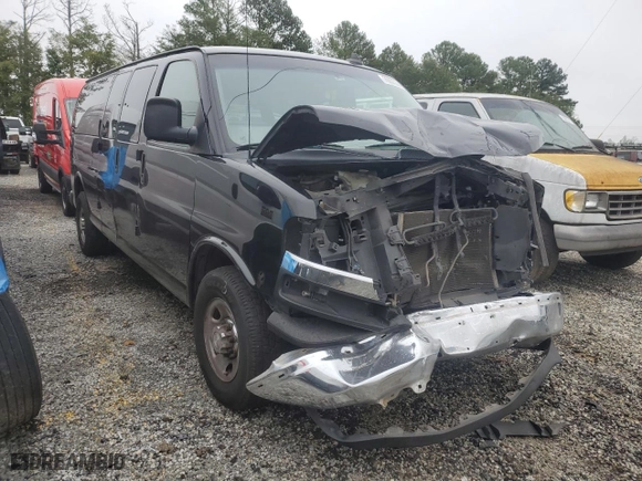 2018 Chevrolet Express Passenger LT with VIN 1GAZGPFG1J1185793, listed as a Copart auction lot 70657294 with 184,879 mi miles and Salvage Title. Bid and sale history available at carsss.com. Image 4.