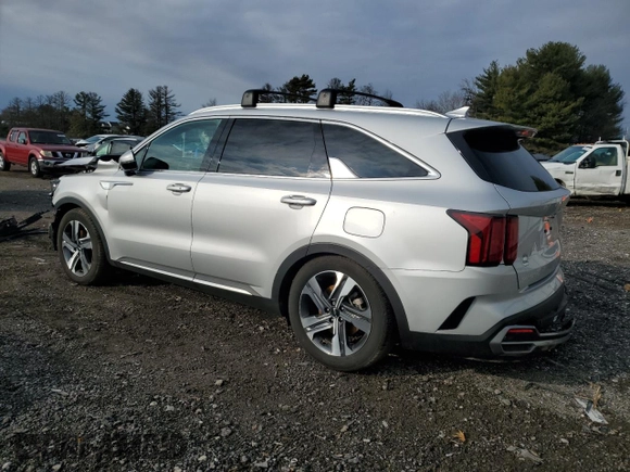 2023 Kia Sorento Hybrid SX Prestige with VIN KNDRKDLG4P5227965, listed as a Copart auction lot 84883134 with 17,728 mi miles and Salvage Title. Bid and sale history available at carsss.com. Image 2.