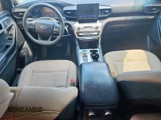 2020 Ford Explorer z VIN 1FMSK7BHXLGC58936, wystawiony jako Copart lot #62190235 z przebiegiem 63 125 mil mil oraz Szkoda całkowita • Salvage title. Historia ofert i sprzedaży dostępna na DreamBid. Obrazek 8.