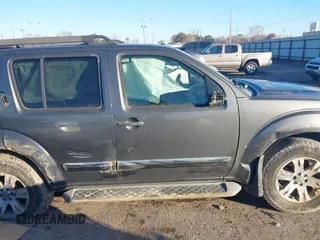 2008 Nissan Pathfinder S with VIN 5N1AR18U58C636801, listed as a IAAI auction lot 41390205 with 208,659 mi miles. Bid and sale history available at carsss.com. Image 13.