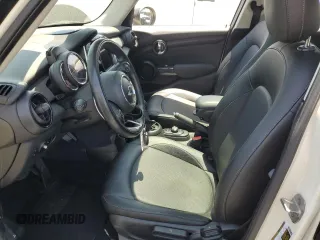 2017 MINI Hardtop 4 Door Cooper with VIN WMWXU1C32H2F77790, listed as a Copart auction lot 62352415 with 71,661 mi miles and Salvage title. Bid and sale history available at DreamBid. Image 7.