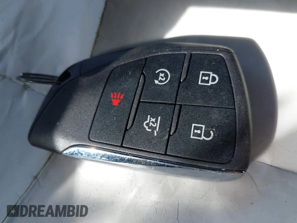 2022 GMC Yukon XL SLE with VIN 1GKS2FKD0NR326393, listed as a IAAI auction lot 41674448 with 43,807 mi miles and . Bid and sale history available at DreamBid. Image 11.