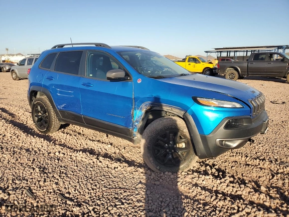 2018 Jeep Cherokee Trailhawk with VIN 1C4PJMBX0JD533229, listed as a Copart auction lot 80383824 with 94,604 mi miles and Salvage Title. Bid and sale history available at carsss.com. Image 4.