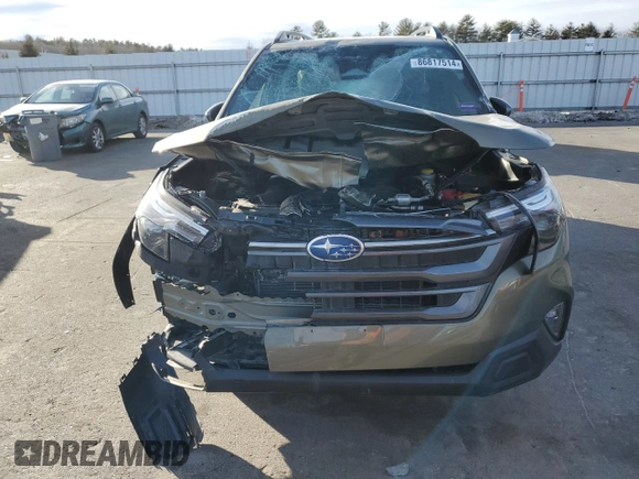 2025 Subaru Forester Premium with VIN JF2SLDBC3SH432943, listed as a Copart auction lot 86817514 with 3,807 mi miles and Salvage Title. Bid and sale history available at carsss.com. Image 5.