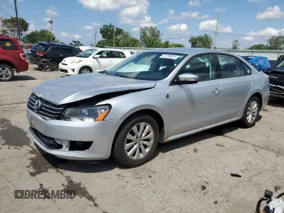 2014 Volkswagen Passat Wolfsburg Edition with VIN 1VWAS7A33EC113086, listed as a Copart auction lot 61239935 with 85,330 mi miles and Salvage title. Bid and sale history available at DreamBid. Image 1.
