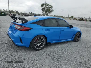 2023 Honda Civic Type R with VIN JHMFL5G45PX001197, listed as a Copart auction lot 51146105 with 26,258 mi miles and Clean Title. Bid and sale history available at carsss.com. Image 3.