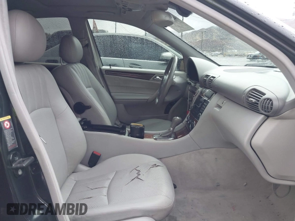2005 Mercedes-Benz C 240 with VIN WDBRF61J25A790966, listed as a IAAI auction lot 41506319 with 190,131 mi miles and . Bid and sale history available at DreamBid. Image 5.
