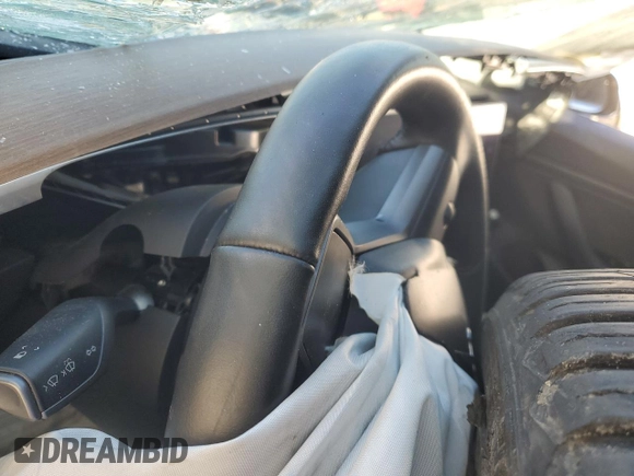 2018 Tesla Model 3 Long Range Battery with VIN 5YJ3E1EB4JF184814, listed as a Copart auction lot 88073115 with Not Provided miles and Salvage Title. Bid and sale history available at DreamBid. Image 9.