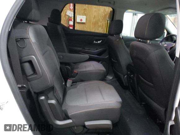 2021 Chevrolet Traverse LT Cloth with VIN 1GNEVGKW4MJ264945, listed as a Copart auction lot 61540324 with 35,741 mi miles and Salvage Title. Bid and sale history available at carsss.com. Image 11.