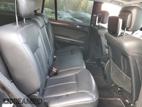 2008 Mercedes-Benz GL-Class 3.0L CDI with VIN 4JGBF22E98A425116, listed as a Copart auction lot 71813654 with 305,273 mi miles and Salvage Title. Bid and sale history available at carsss.com. Image 11.