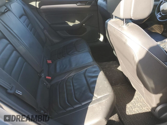 2019 Volkswagen Arteon SEL R-Line с VIN WVWSR7AN5KE026391, выставлен на аукционе Copart как лот 51545145 с пробегом 83 739 миль миль и Списание • Salvage title. История ставок и продаж доступна на DreamBid. Изображение 11.