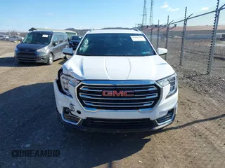 2023 GMC Terrain SLT z VIN 3GKALPEG5PL268358, wystawiony jako IAAI lot #41842764 z przebiegiem 23 989 mil mil oraz . Historia ofert i sprzedaży dostępna na DreamBid. Obrazek 12.