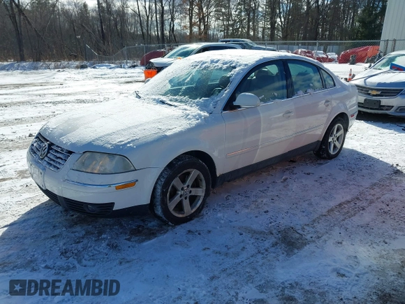 2004 Volkswagen Passat GLX z VIN WVWRH63B74P254107, wystawiony jako IAAI lot #41476148 z przebiegiem 88 359 mil mil oraz . Historia ofert i sprzedaży dostępna na DreamBid. Obrazek 2.