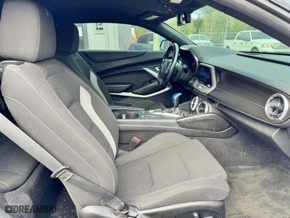 2019 Chevrolet Camaro 1SS with VIN 1G1FE1R76K0151129, listed as a Copart auction lot 53760815 with 41,111 mi miles and Salvage Title. Bid and sale history available at carsss.com. Image 5.