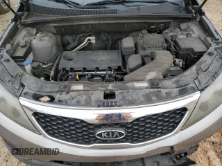2011 Kia Sorento LX with VIN 5XYKTCA16BG121055, listed as a Copart auction lot 42172485 with 172,717 mi miles and Salvage Title. Bid and sale history available at carsss.com. Image 12.