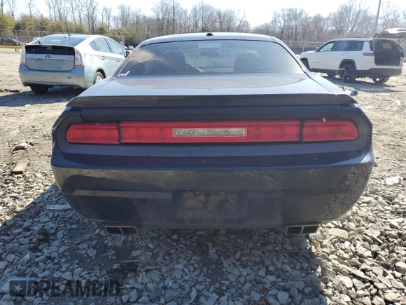 2014 Dodge Challenger R/T Plus z VIN 2C3CDYBT5EH108936, wystawiony jako Copart lot #46652305 z przebiegiem 229 673 mil mil oraz Szkoda całkowita • Salvage title. Historia ofert i sprzedaży dostępna na DreamBid. Obrazek 6.
