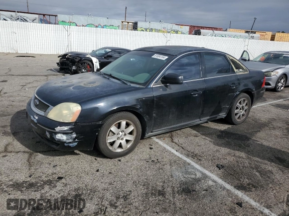 2007 Ford Five Hundred SEL with VIN 1FAHP24197G104300, listed as a Copart auction lot 81004154 with 0 mi miles and Salvage Title. Bid and sale history available at carsss.com. Image 1.