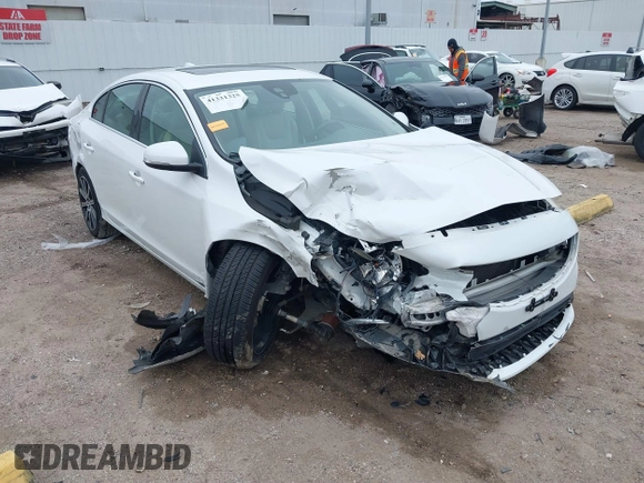 2017 Volvo S60 Inscription with VIN LYV402HK1HB128099, listed as a IAAI auction lot 41331325 with 77,789 mi miles. Bid and sale history available at carsss.com. Image 1.