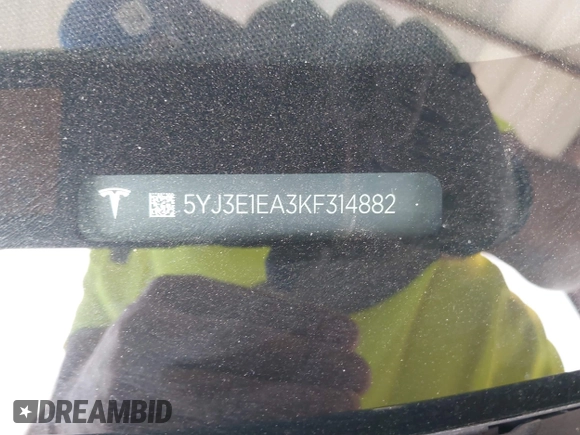 2019 Tesla Model 3 Mid Range z VIN 5YJ3E1EA3KF314882, wystawiony jako IAAI lot #42009874 z przebiegiem 160 381 mil mil oraz . Historia ofert i sprzedaży dostępna na DreamBid. Obrazek 9.