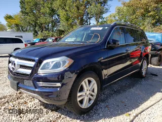 2015 Mercedes-Benz GL-Class GL 450 with VIN 4JGDF6EEXFA592240, listed as a Copart auction lot 62191362 with 32,140 mi miles. Bid and sale history available at carsss.com. Image 2.