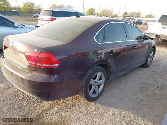 2012 Volkswagen Passat SE w/Sunroof with VIN 1VWBP7A33CC091500, listed as a IAAI auction lot 41815851 with 116,620 mi miles. Bid and sale history available at carsss.com. Image 4.