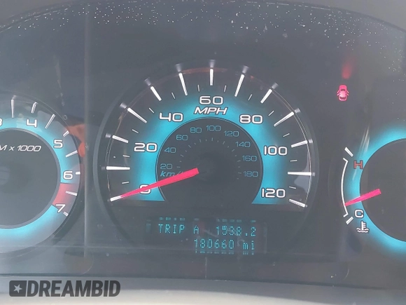 2010 Ford Fusion SE с VIN 3FAHP0HA2AR234711, выставлен на аукционе IAAI как лот 42616491 с пробегом 180 660 миль миль и . История ставок и продаж доступна на DreamBid. Изображение 7.