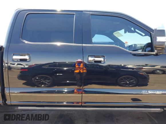 2019 Ford F-250 XL with VIN 1FT7W2BT8KEE12964, listed as a IAAI auction lot 42543409 with 111,250 mi miles and . Bid and sale history available at DreamBid. Image 13.