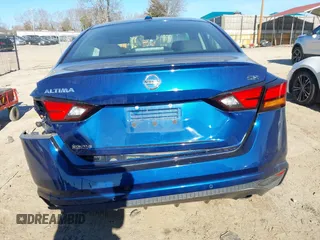 2020 Nissan Altima 2.5 SR with VIN 1N4BL4CV9LC144105, listed as a IAAI auction lot 41649042 with 44,327 mi miles. Bid and sale history available at carsss.com. Image 17.