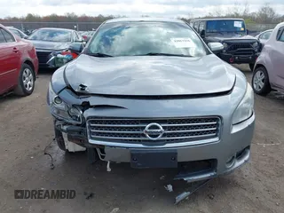 2009 Nissan Maxima SV with VIN 1N4AA51E59C824621, listed as a IAAI auction lot 42063256 with 208,607 mi miles and . Bid and sale history available at DreamBid. Image 13.
