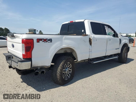 2019 Ford F-250 XL with VIN 1FT7W2BT4KED34411, listed as a Copart auction lot 54476875 with 185,274 mi miles and Salvage title. Bid and sale history available at DreamBid. Image 3.