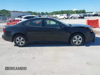 2007 Pontiac Grand Prix z VIN 2G2WP552171124777, wystawiony jako IAAI lot #42301446 z przebiegiem 208 607 mil mil oraz . Historia ofert i sprzedaży dostępna na DreamBid. Obrazek 14.