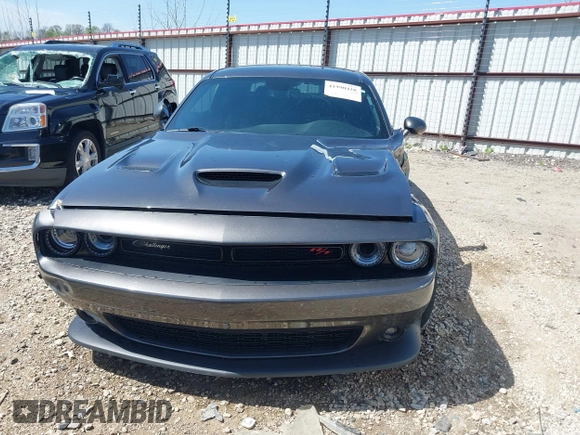2020 Dodge Challenger R/T Scat Pack z VIN 2C3CDZFJ4LH230781, wystawiony jako IAAI lot #41990428 z przebiegiem 55 315 mil mil oraz . Historia ofert i sprzedaży dostępna na DreamBid. Obrazek 12.